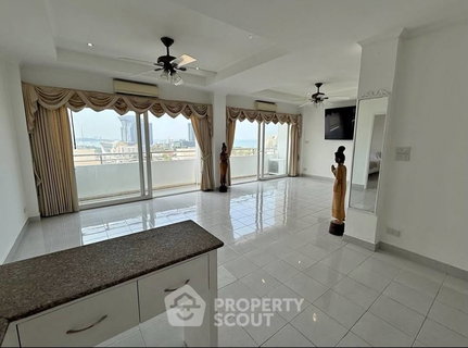 2-BR Condo at Golden Pattaya Condominium close to Naklua (ID 2773715)