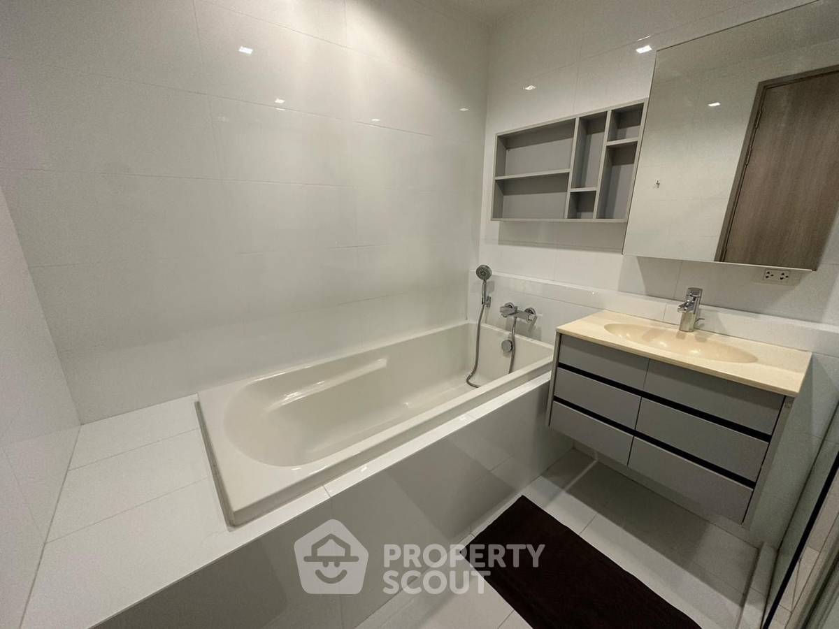 รูป คอนโด 1-ห้องนอน ที่ เอช คิว ทองหล่อ ใกล้ BTS ทองหล่อ (ID 1441204) - รูปที่ 9/13