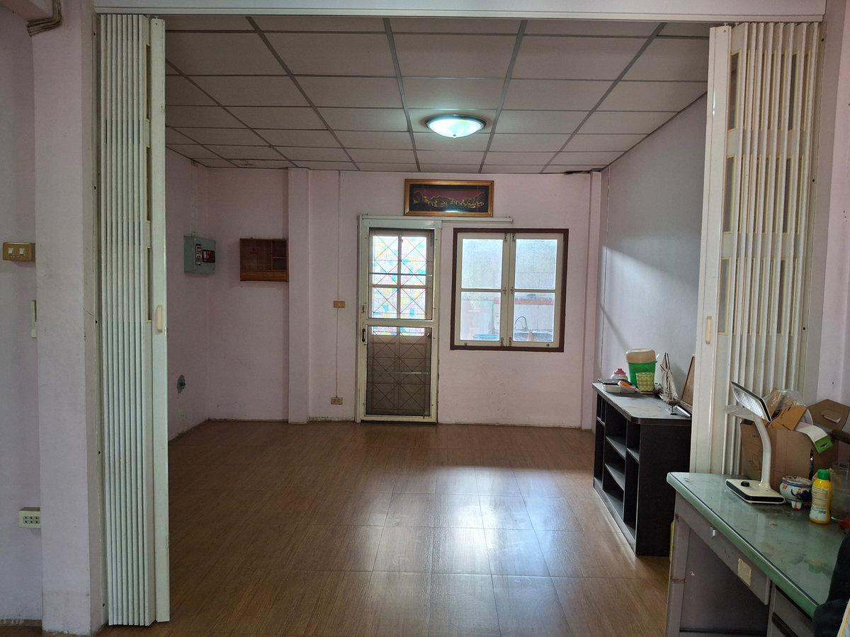 รูป ทาวน์เฮ้าส์หลังริม 4 นอน โครงการ LH (บุศรินทร์) ใกล้เวสต์เกต+รถไฟฟ้า - วงแหวน-รัตนาธิเบศร์ - รูปที่ 9/14