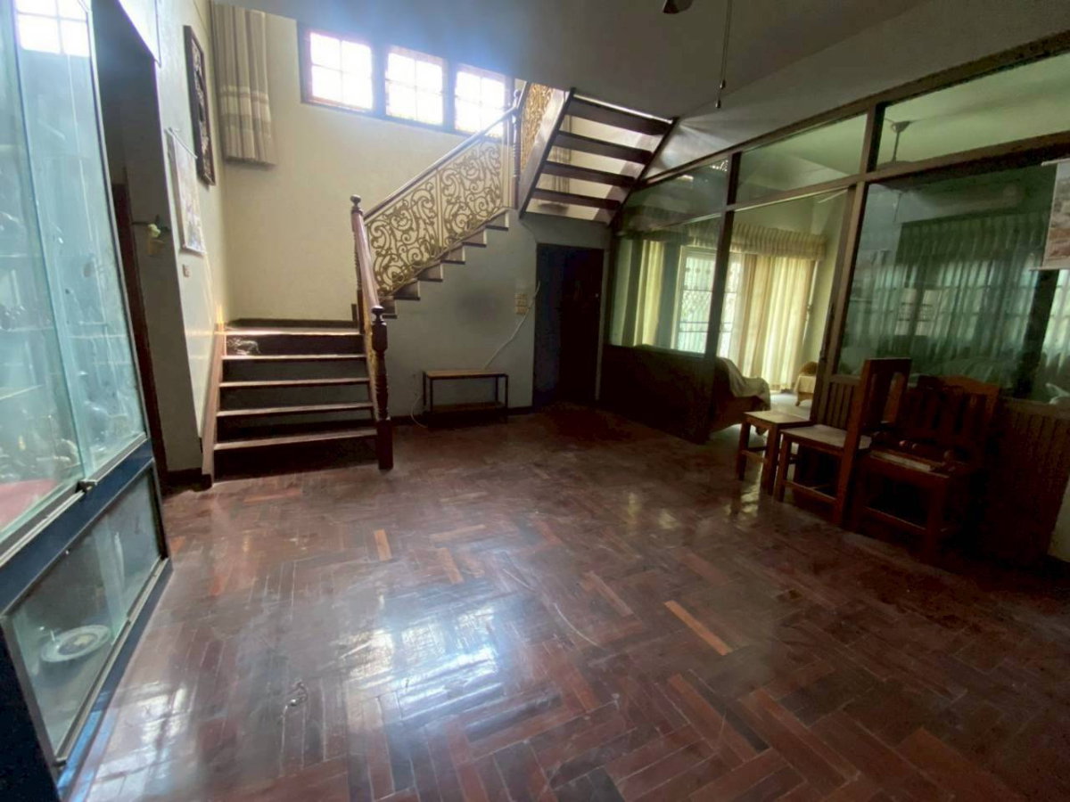รูป ขายด่วน! บ้านเดี่ยว 100 ตร.ว. ใจกลางลาดพร้าว ซอย 97-99 ใกล้รถไฟฟ้าสายสีเหลือง - รูปที่ 5/11