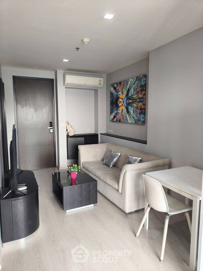 รูป คอนโด 1-ห้องนอน ที่ ริทึ่ม สุขุมวิท 44/1 ใกล้ BTS พระโขนง (ID 886563) - รูปที่ 2/11