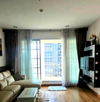 Condos for rent Victory Monument : 2-BR Condo at Baan Klang Krung Siam-Pathumwan Condominium near BTS Ratchathewi (ID 2694171)