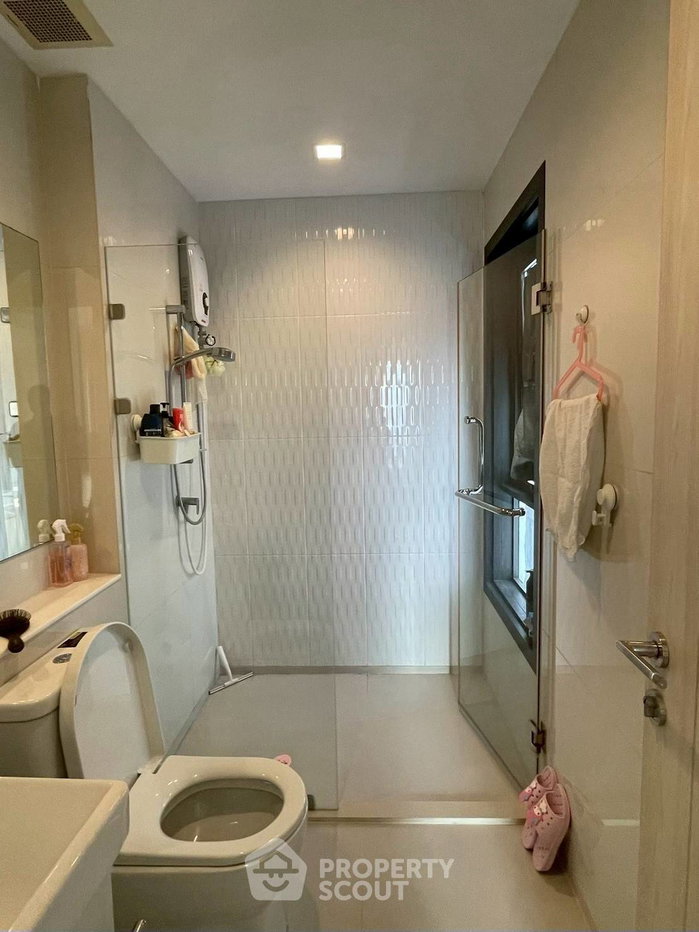 picture 2-BR Condo at Life One Wireless near BTS Phloen Chit (ID 2599956) - 14/19