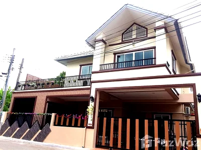 Houses for sale Bangkok : 4 Bedroom House for sale at Imumporn Town  6152068