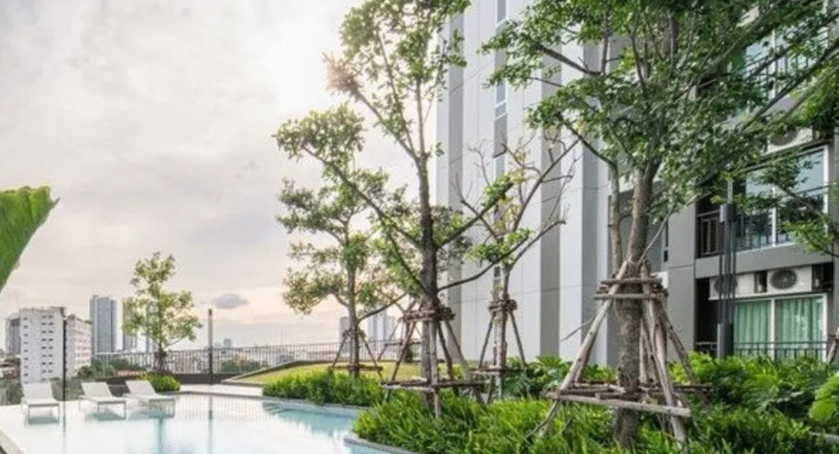 picture ✨ For Sale: Lumpini Place Taopoon - Interchange Condo ✨  💰 Only 3,690,000 THB - 4/5