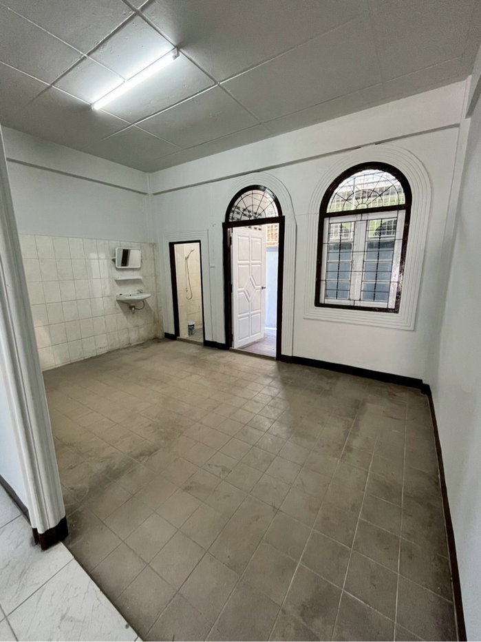 รูป ทาวน์เฮาส์ (Townhouse) รีโนเวทใหม่ทั้งหลัง ดีไซน์สวย - รูปที่ 23/24