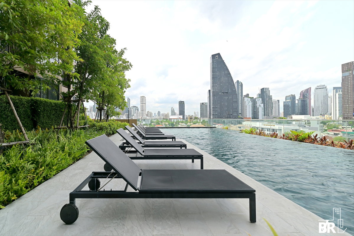 รูป 🚀 ขายคอนโด Oka Haus Sukhumvit 36 วิวดี ชั้นสูง ใกล้ BTS ทองหล่อ - รูปที่ 2/5