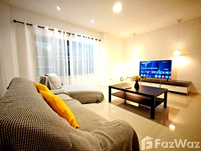 Townhouses for rent Thonburi Vocational College : Newly Renovated Townhouse near BTS & MRT Bang Wa — only 3 6145636