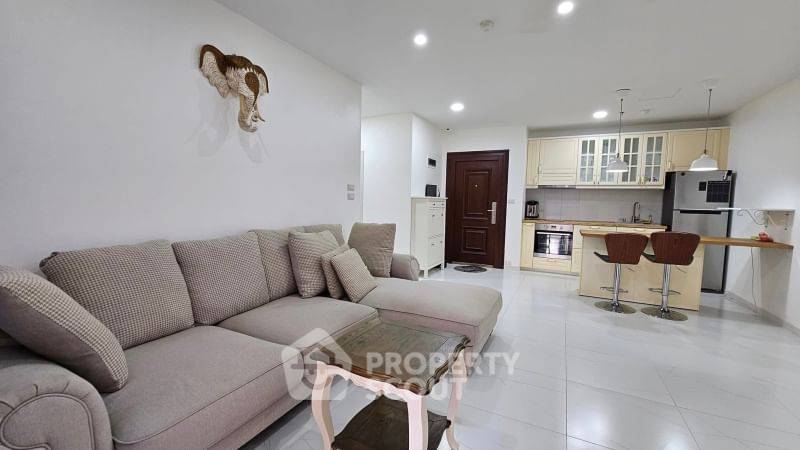 picture 2-BR Condo at Nordic Residence close to Phratamnak (ID 1531310) - 7/17