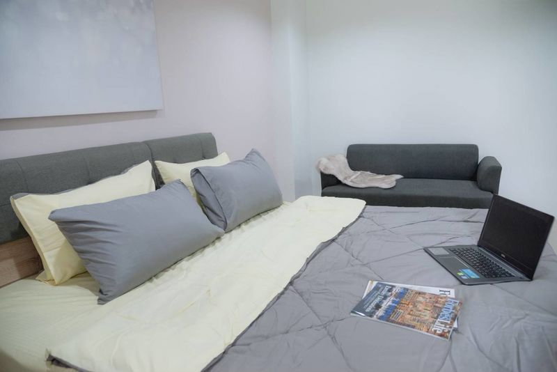 รูป ขายคอนโด Grand Park Town เหม่งจ๋าย-รัชดา เฟอร์นิเจอร์และเครื่องใช้ไฟฟ้าครบ ตกแต่งพร้อมเข้าอยู่  ใกล้ MRT ห้วยขวาง -SW000053 - รูปที่ 3/12