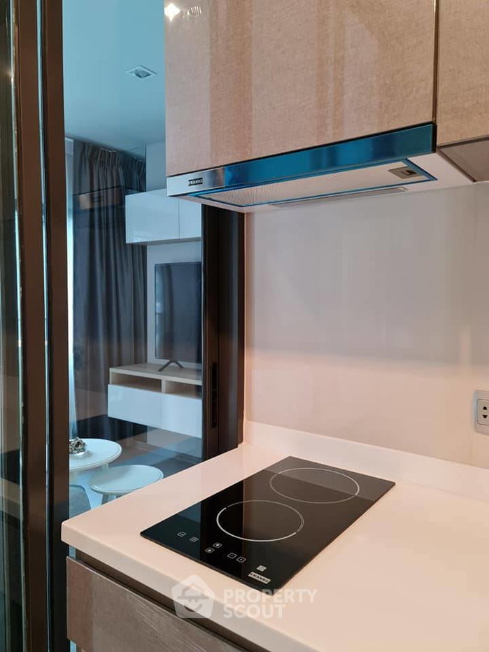 รูป คอนโด 1-ห้องนอน ที่ ไลฟ์ อโศก - พระราม 9 ใกล้ MRT พระราม 9 (ID 1540301) - รูปที่ 9/10