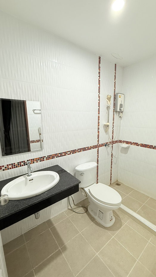 รูป 3 Bedroom Townhouse for Sale East Pattaya - รูปที่ 12/13