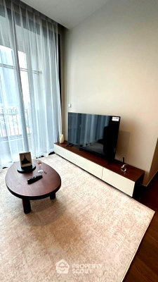 Condos for rent : 1-BR 44 Sqm Condo At Ideo Q Sukhumvit 36, 400m To BTS Thong Lor (ID 2600359)