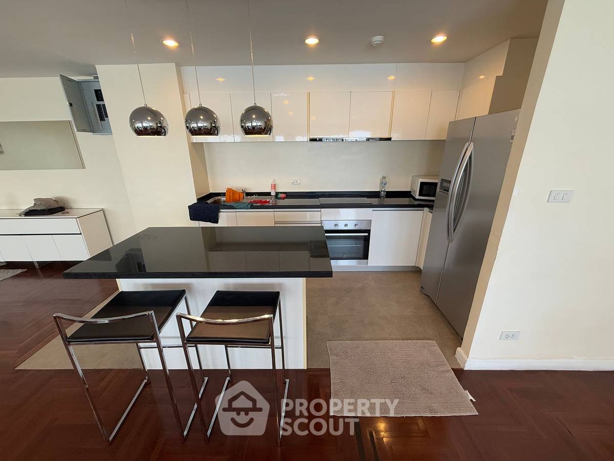 picture 2-BR Condo at Silom Condominium near BTS Sala Daeng (ID 805732) - 4/18