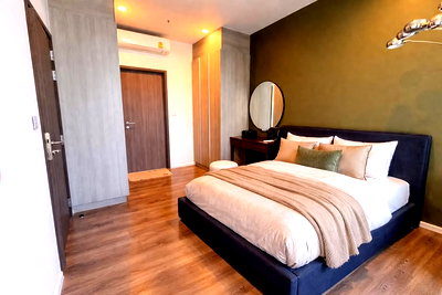 เช่าคอนโด BTS ปุณณวิถี : Whizdom Essence Sukhumvit ห้องสวย ราคาดี สอบถามเพิ่มเติมได้ที่ Line @condorental