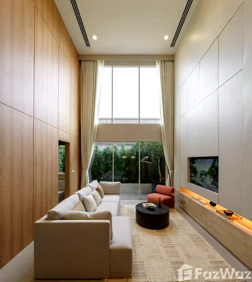 Townhouses for sale Saphan Sung : 3 Bedroom Townhouse for sale at Nue Verse Krungthep Kreetha  5836761