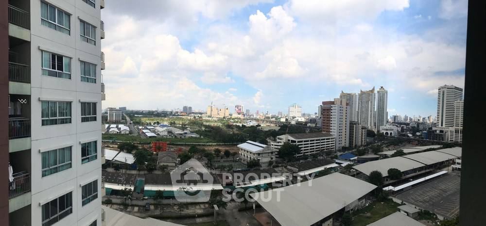 รูป คอนโด 1-ห้องนอน ที่ คอนโด ลุมพินี เพลส พระราม 9 – รัชดา ใกล้ MRT พระราม 9 (ID 372169) - รูปที่ 1/17