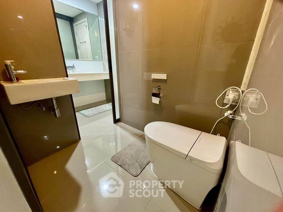 รูป คอนโด 1-ห้องนอน ที่ ริทึ่ม สุขุมวิท42 ใกล้ BTS เอกมัย (ID 2580004) - รูปที่ 7/10