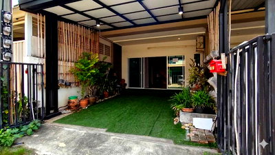 ทาวน์โฮม กรุงเทพมหานคร : ขาย ทาวน์เฮ้าส์ 21 ตร.ว. ซอย รามอินทรา 8 เเยก 18 