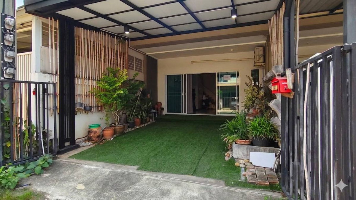 รูป ขาย ทาวน์เฮ้าส์ 21 ตร.ว. ซอย รามอินทรา 8 เเยก 18  - รูปที่ 1/30