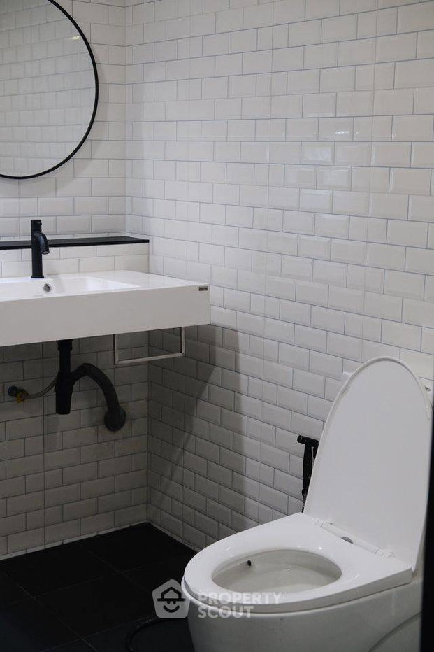 รูป คอนโด 3-ห้องนอน ที่ ณุศา สเตท ทาวเวอร์ คอนโดมิเนียม ใกล้ BTS สะพานตากสิน (ID 1519886) - รูปที่ 13/16