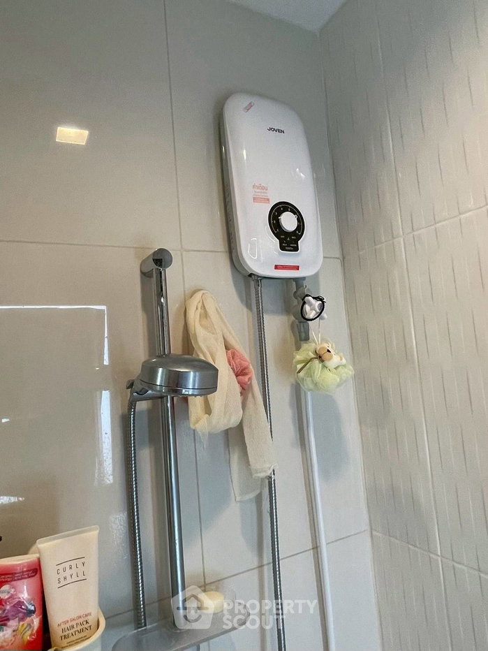 picture 2-BR Condo at Life One Wireless near BTS Phloen Chit (ID 2599956) - 15/19