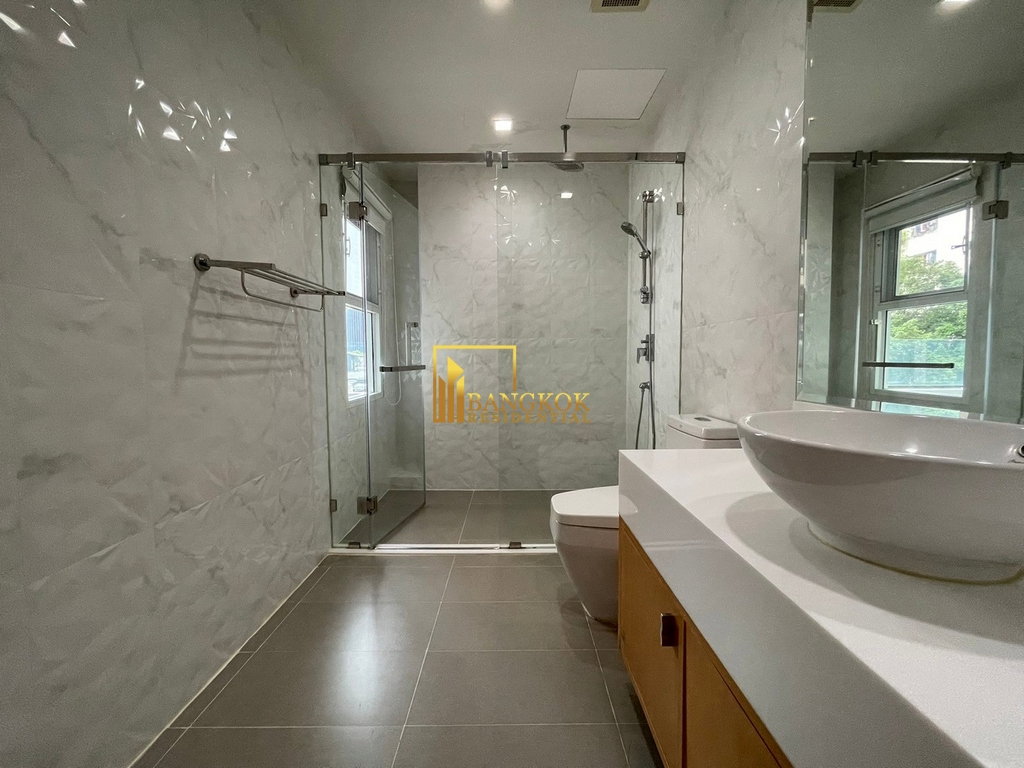 picture Impressive 3 Bedroom Duplex Apartment in Phrom Phong Area - BR0235AP - 23/60