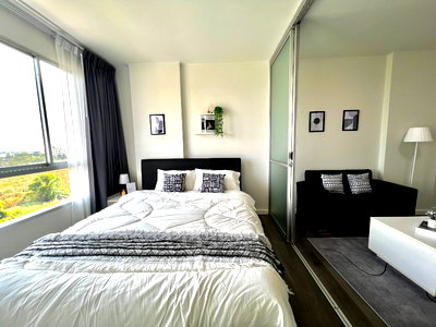 คอนโดให้เช่า : 🌈𝐒𝐏𝐄𝐂𝐈𝐀𝐋 𝐃𝐈𝐒𝐂𝐎𝐔𝐍𝐓✨ให้เช่าดี คอนโด แคมปัส รีสอร์ท บางนา [เฟอร์นิเจอร์ใหม่ + มีเครื่องซักผ้า] ID LINE: atccity 💻