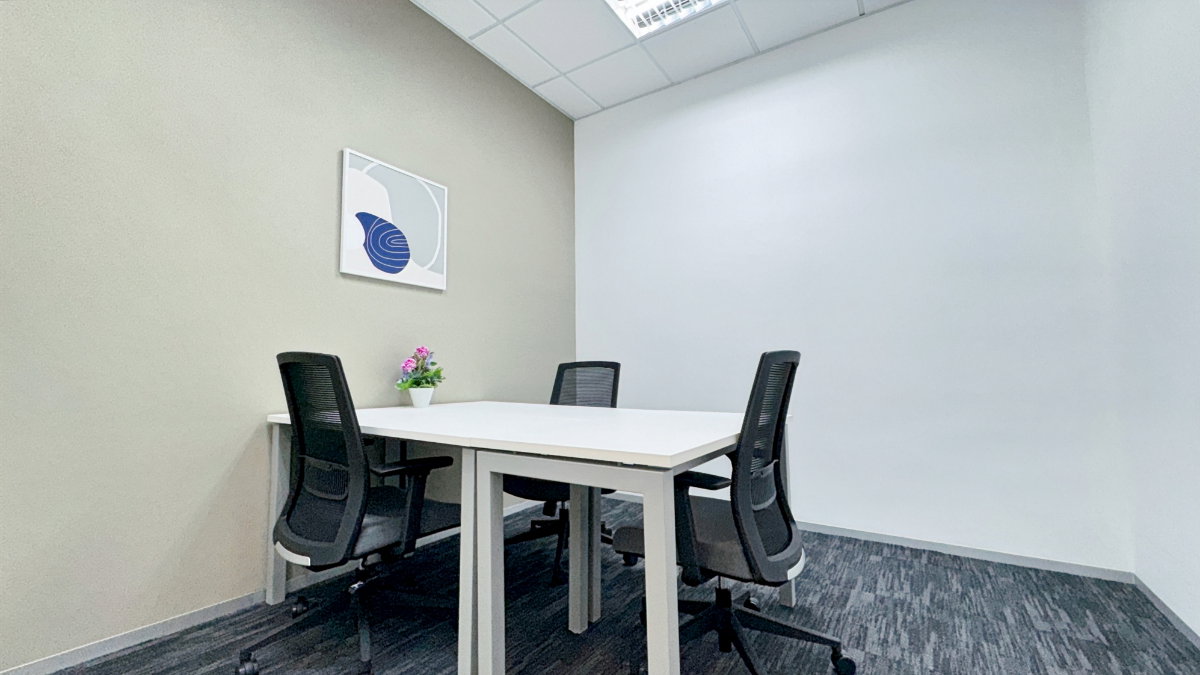 รูป Office Space แบบส่วนตัวสำหรับ 2 คน ที่ Regus The Rice Tower - รูปที่ 1/5