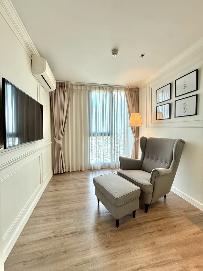 รูป *** ให้เช่าคอนโด : ซี เอกมัย เพนท์เฮ้าส์ duplex ทั้งชั้นมีแค่  7 ห้อง ชั้นสูง บิวท์อินจัดเต็ม วิวไม่บล็อค🔥🔥🔥 (C Ekkamai) *** - รูปที่ 9/20