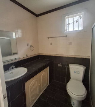 HOME 64 Sq.w. Cha-Am Petchburi for 1.5M