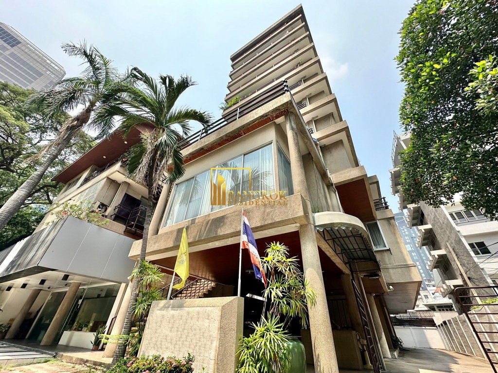รูป Spacious 4 Bedroom Penthouse Apartment in Sukhumvit 7 - BR0669AP - รูปที่ 58/58