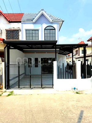 ทาวน์โฮม ม.เวสเทิร์น  : ขายทาวน์เฮ้าส์ 2 ชั้น หมู่บ้านวงศกร3 ซอย 5 หนองระแหง 3 เนื้อที่ 27 ตรว 3นอน 2น้ำ แถมฟรีเฟอร์นิเจอร์ห้องรับแขก