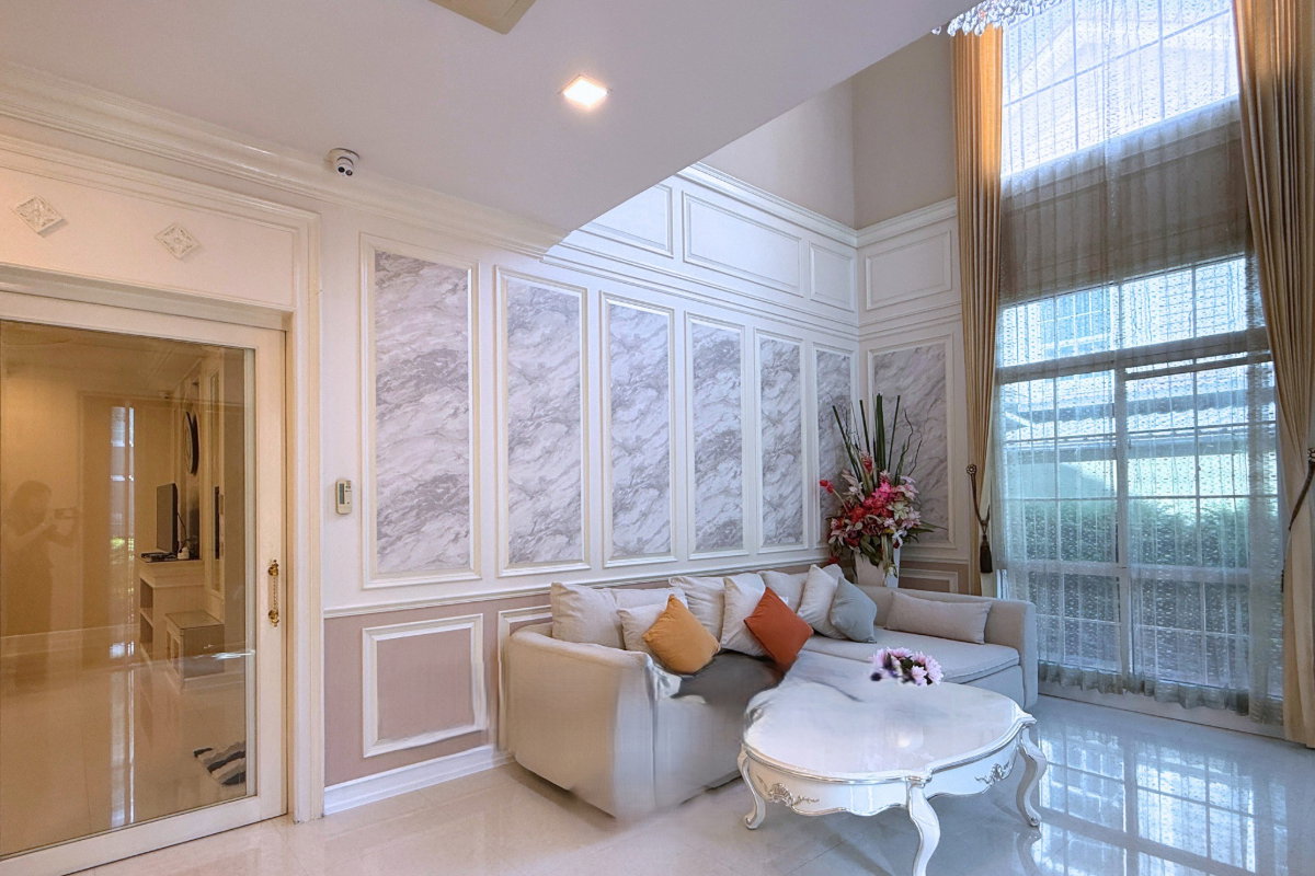 picture MN05087 - Narasiri Bangna : MegaBangna  - 10/15