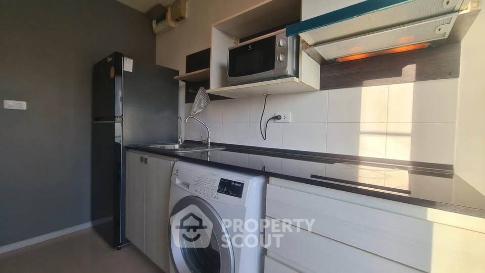 รูป คอนโด 1-ห้องนอน ที่ ไลฟ์ รัชดาภิเษก ใกล้ MRT ห้วยขวาง (ID 2394110) - รูปที่ 3/4
