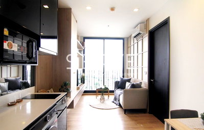 Condos for rent : 1 Bed Super High Fl 20+ City View Fully furnished Good Location Close To BTS Ari station  @  Noble Around Ari