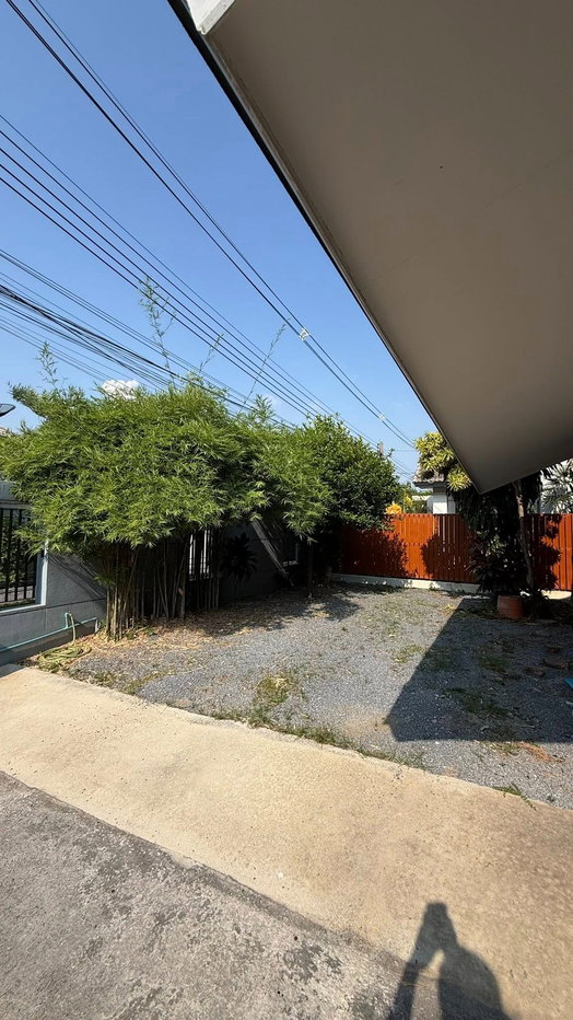 รูป 🌿 **VR0236 บ้านเดี่ยวสวนส่วนตัว รัชดาภิเษก 32**🚇 **ใกล้รถไฟฟ้า** MRT ลาดพร้าว (ประมาณ 2.5 กม.) - รูปที่ 7/8