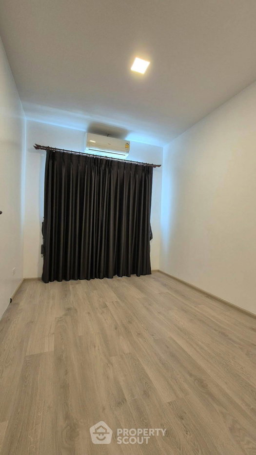 รูป ทาวน์เฮ้าส์ 3-ห้องนอน ใน ดอกไม้ (ID 2782069) - รูปที่ 23/26