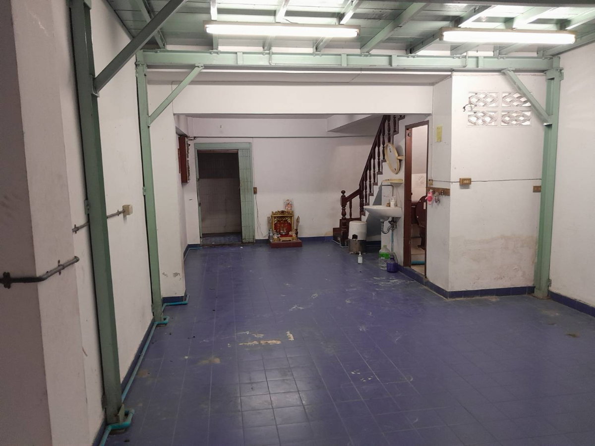 รูป ขายอาคารพาณิชย์ 4 ชั้น ซอยจันทน์ 18/7 แยก 4 (เซ็นต์หลุยส์ 3) - รูปที่ 7/7