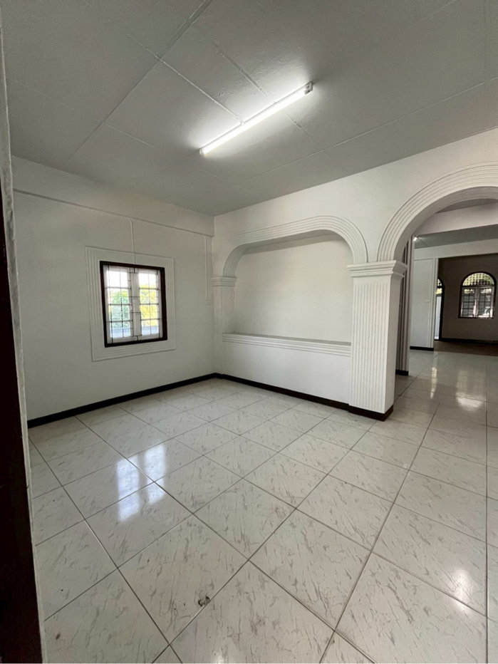 รูป ทาวน์เฮาส์ (Townhouse) รีโนเวทใหม่ทั้งหลัง ดีไซน์สวย - รูปที่ 22/24