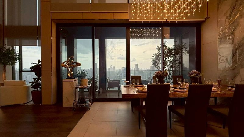 รูป 💎Penthouse Duplex ที่ดีที่สุดย่าน พระราม9 - อโศก  📍  The Esse At Singha Complex  📍  Rent Prices   600,000/ month.  - รูปที่ 17/20