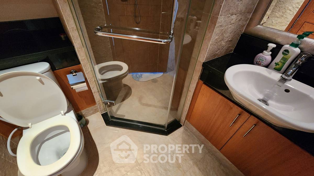 picture 2-BR Condo at Sky Villas Sathorn in Bang Khlo (ID 373741) - 8/8