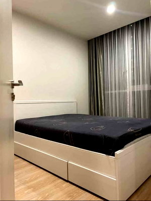 Condos for rent : [Condo for Rent | Huai Khwang P-48874] Noble Revolve Ratchada near MRT Cultural Centre 17,000 THB | line @easythaihome 085-592-2897