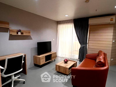 คอนโดให้เช่า : คอนโด 1-ห้องนอน ที่ โมเดอร์น ทาวน์ ใกล้ BTS ทองหล่อ (ID 2053654)