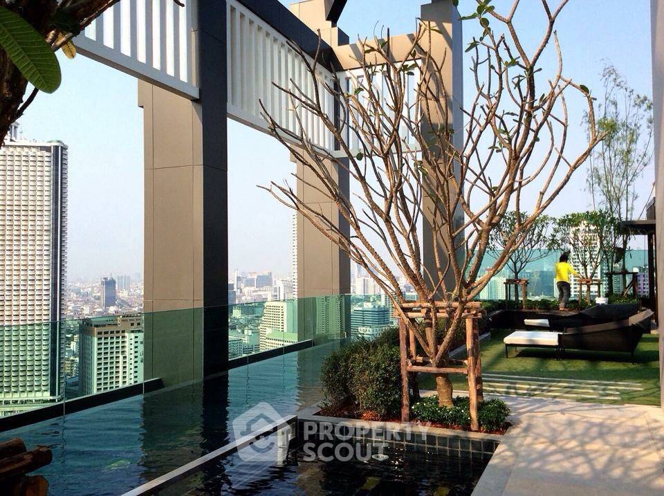 รูป คอนโด 1-ห้องนอน ที่ ริธึ่ม สาทร ใกล้ BTS สะพานตากสิน (ID 391737) - รูปที่ 4/14