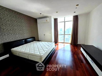 Condos for rent : 3-BR Condo at Athenee Residence near BTS Phloen Chit (ID 2774570)
