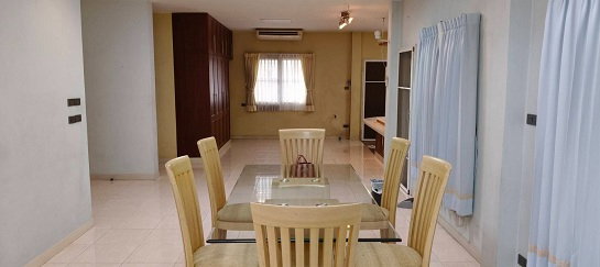 picture Luxury House for Sale in Windmill Golf Course - 10/23