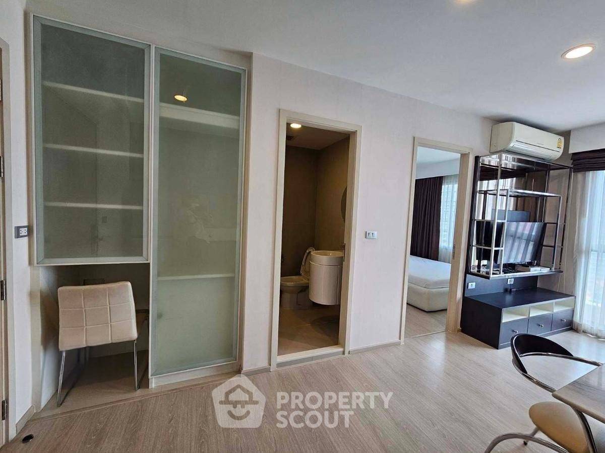 picture 1-BR Condo at Rhythm Asoke Ll near MRT Phra Ram 9 (ID 2410494) - 1/7