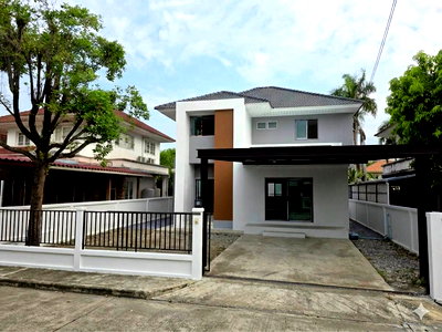 บ้านเดี่ยว ถนนศรีนครินทร์-ร่มเกล้า : Perfect place รามคำแหง สำหรับขาย