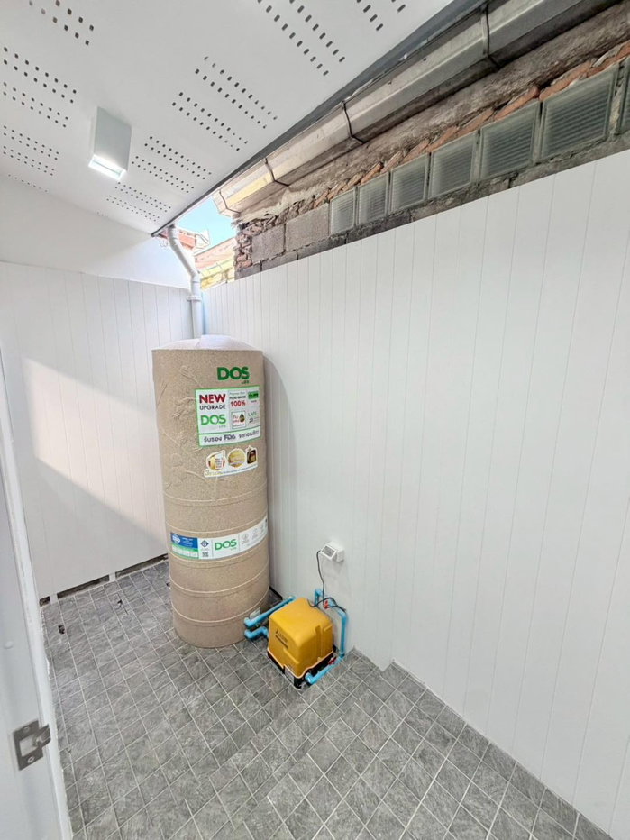 รูป R126 ขายด่วน ทาวน์เฮาส์ 1.5 ชั้น ซอยพงษ์เพชรพัฒนา พร้อมอยู่  ใกล้ MRT สายสีม่วง ราคาเพียง 2.59 ล้านบาท (ฟรีโอน!)  - รูปที่ 22/24